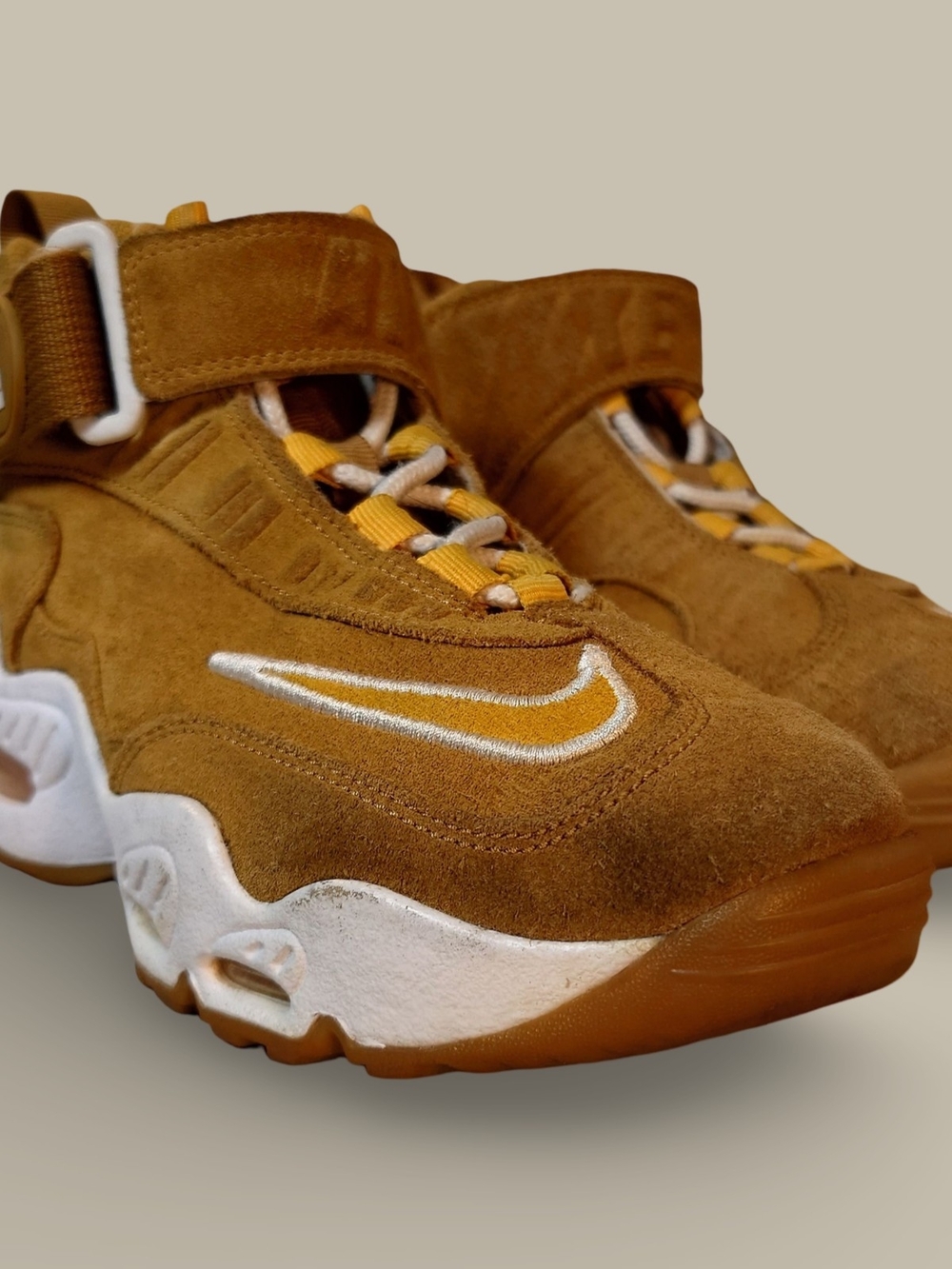 Nike Air Max Griffey Sneakers 4Y